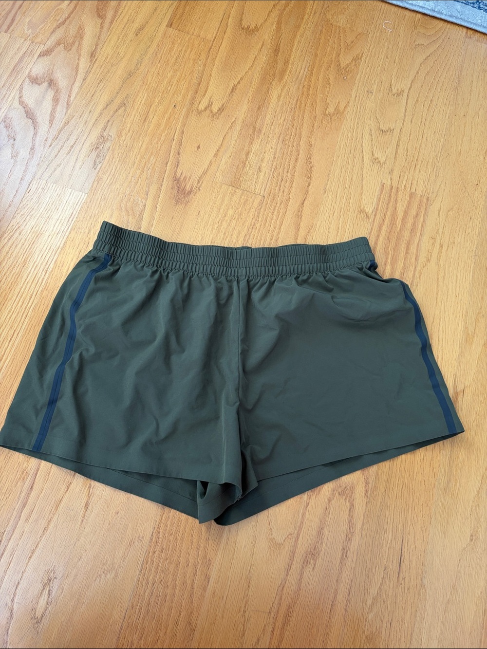 Outerknown OK Agility Shorts Women’s L Army Dark Green Athletic Running Pocket